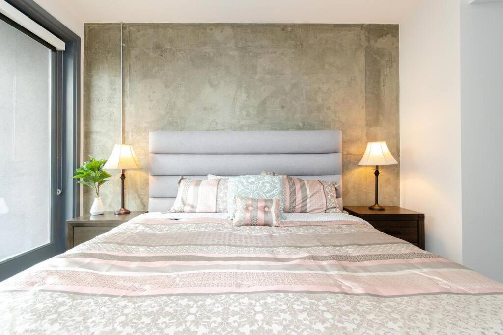 Apartment Cozy 3bed With Balcony And A Rooftop Pool